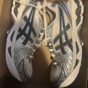 Asics gel kayano size 6 women’s men’s 4.5